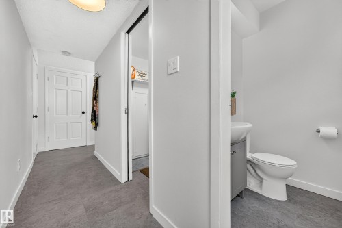 55 Ekota Crescent, Edmonton, AB 