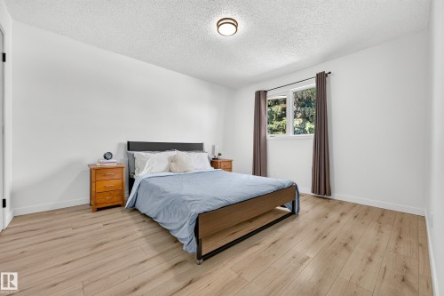 55 Ekota Crescent, Edmonton, AB 