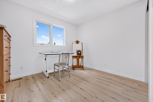 55 Ekota Crescent, Edmonton, AB 