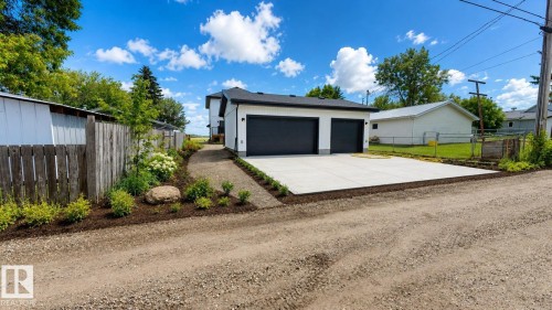 4710 49 Street, Calmar, AB 