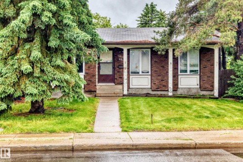 1816 48 Street  Edmonton, AB T6L 2X6