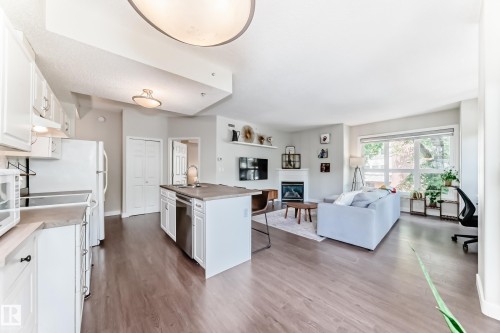 201 11103 84 Avenue, Edmonton, AB 