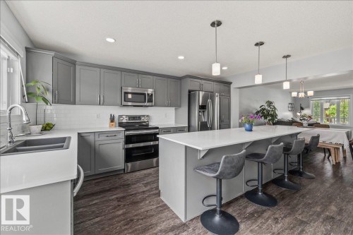 2043 Graydon Hill Crescent, Edmonton, AB 