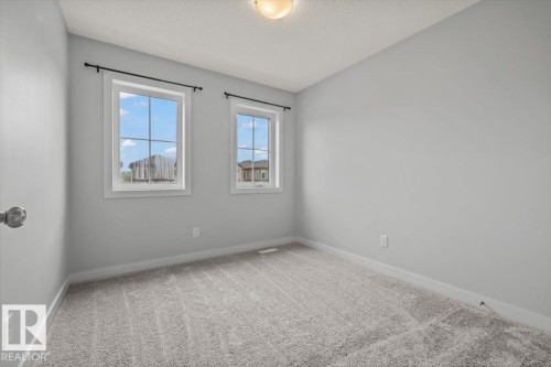 2043 Graydon Hill Crescent, Edmonton, AB 