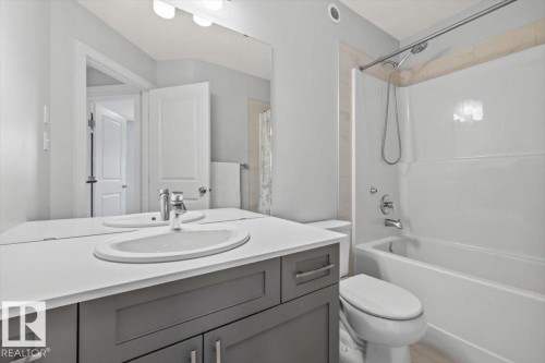 2043 Graydon Hill Crescent, Edmonton, AB 