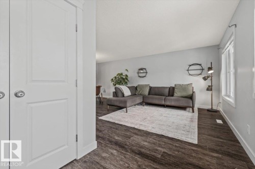 2043 Graydon Hill Crescent, Edmonton, AB 