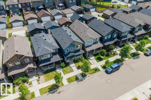 2043 Graydon Hill Crescent, Edmonton, AB 