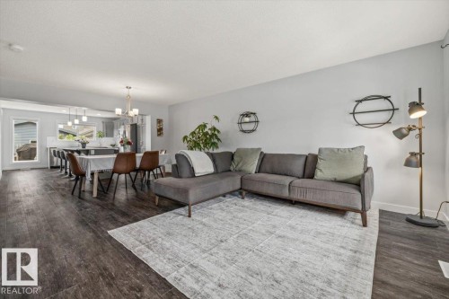 2043 Graydon Hill Crescent, Edmonton, AB 