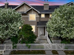 62 3075 Trelle Crescent NW  Edmonton, AB T6R 3V5