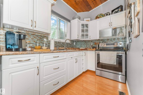 35 Northwoods Village, Edmonton, AB 