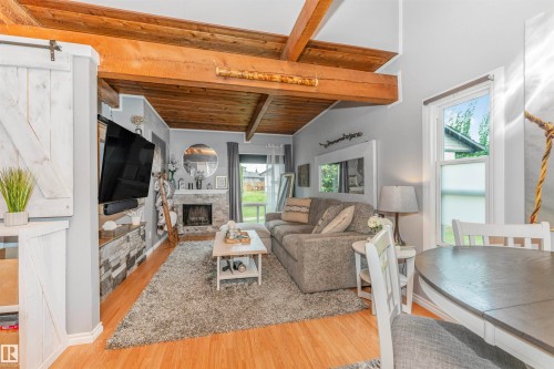 35 Northwoods Village, Edmonton, AB 