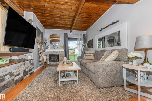 35 Northwoods Village, Edmonton, AB 