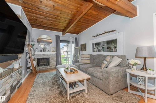 35 Northwoods Village, Edmonton, AB 