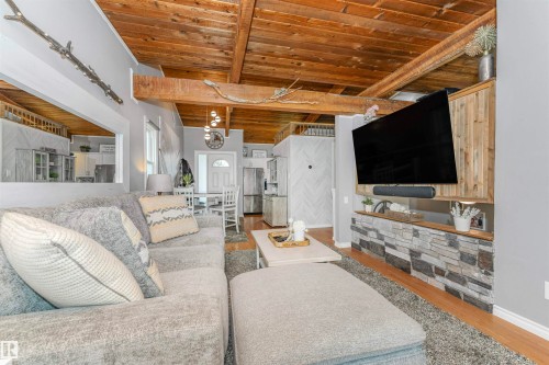 35 Northwoods Village, Edmonton, AB 