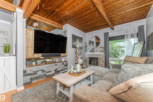 35 Northwoods Village, Edmonton, AB 