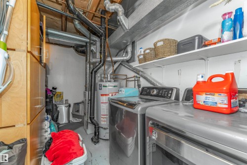 35 Northwoods Village, Edmonton, AB 