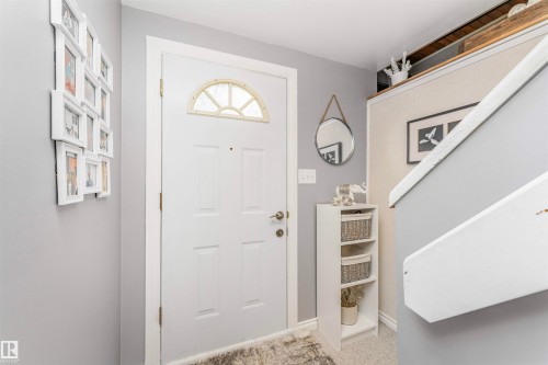 35 Northwoods Village, Edmonton, AB 