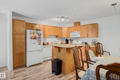 221 279 Suder Greens Drive, Edmonton, AB 