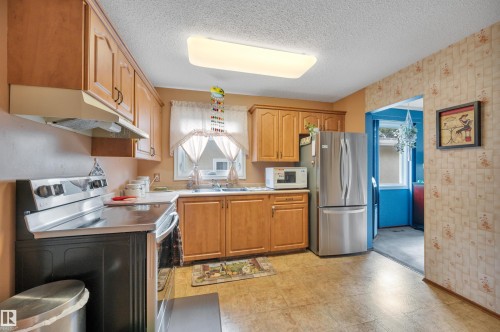 4524 20A Avenue, Edmonton, AB 