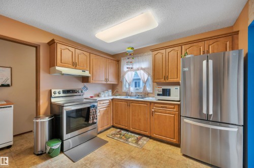 4524 20A Avenue, Edmonton, AB 