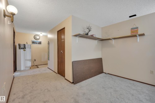 4524 20A Avenue, Edmonton, AB 