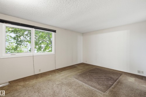 3310 48 Street, Edmonton, AB 