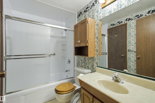 3310 48 Street, Edmonton, AB 