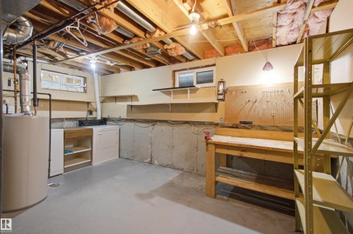 3310 48 Street, Edmonton, AB 