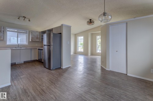 1523 Jarvis Crescent, Edmonton, AB 