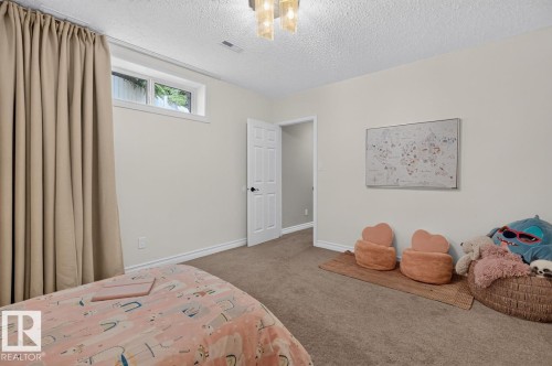 9 Baker Place, Leduc, AB 