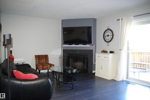 27 9505 176 Street, Edmonton, AB 