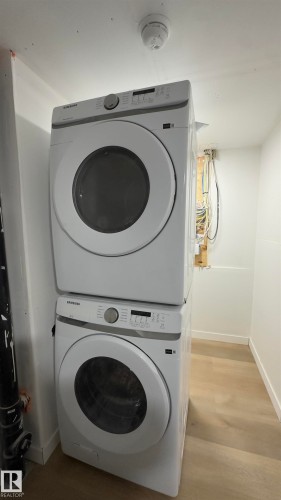 Bsmt 3548 Erlanger Link, Edmonton, AB 