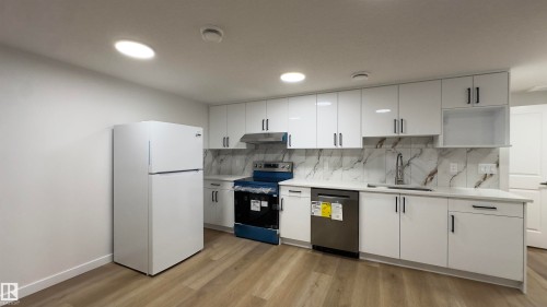 Bsmt 3548 Erlanger Link, Edmonton, AB 