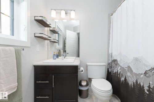 54 Tonewood Boulevard, Spruce Grove, AB - Indoor Photo Showing Bathroom
