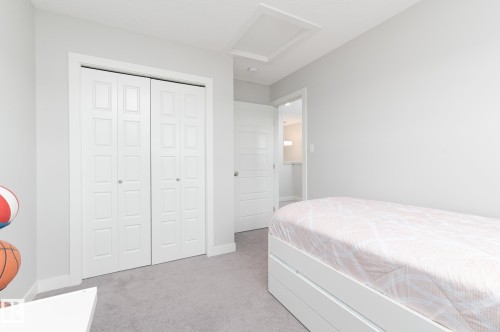 54 Tonewood Boulevard, Spruce Grove, AB - Indoor Photo Showing Bedroom