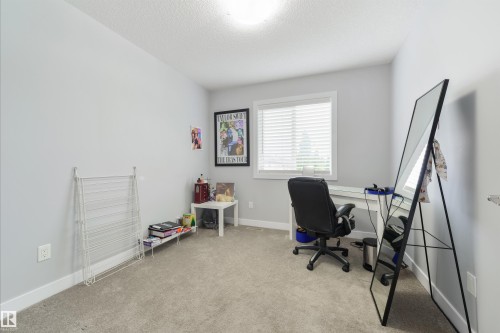8 Halladay Boulevard, Spruce Grove, AB 