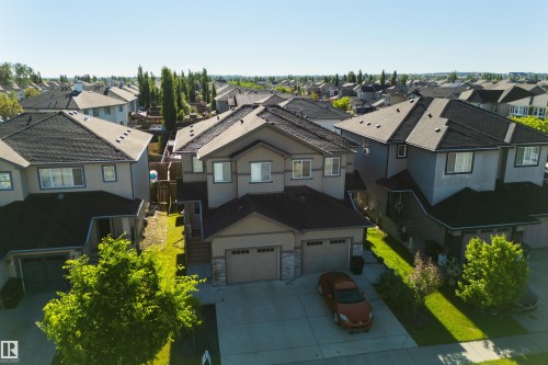 8 Halladay Boulevard, Spruce Grove, AB 