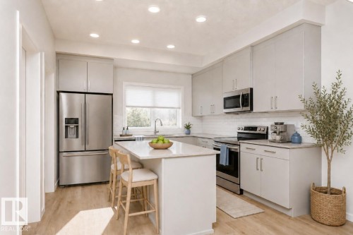7468 Klapstein Crescent, Edmonton, AB 