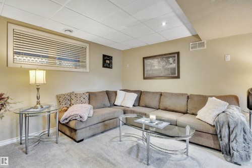 4207 47 Street, Leduc, AB 