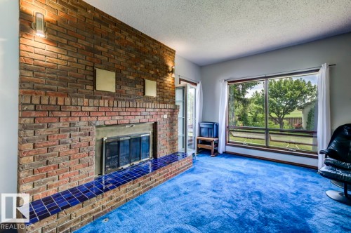 6819 10 Av, Edmonton, AB 