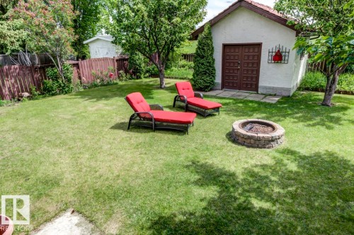 6819 10 Av, Edmonton, AB 