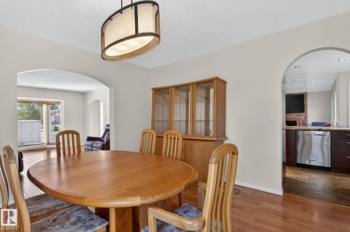 176 Waygood Road, Edmonton, AB - Indoor Photo Showing Dining Room
