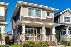 572 GLENRIDDING RAVINE Drive Edmonton, AB T6W 4P1