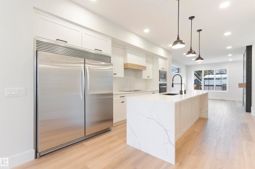 10419 136 Street, Edmonton, AB 