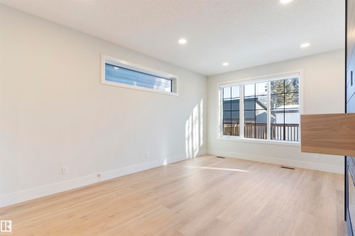 10419 136 Street, Edmonton, AB 
