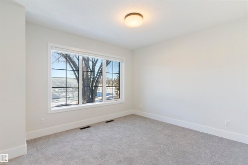 10419 136 Street, Edmonton, AB 