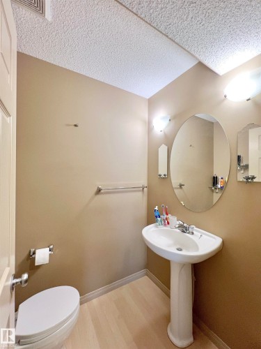 8 4755 Terwillegar Common, Edmonton, AB - Indoor Photo Showing Bathroom