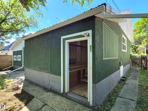5510 48 Avenue, Wetaskiwin, AB 