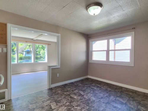 5510 48 Avenue, Wetaskiwin, AB 