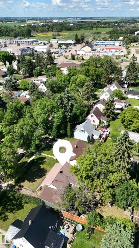 5510 48 Avenue, Wetaskiwin, AB 